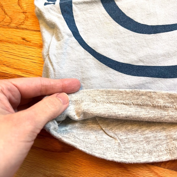 GAP BabyGap Toddler Reversible Graphic Short Sleeves T-Shirts Set of Two - Picture 5 of 10